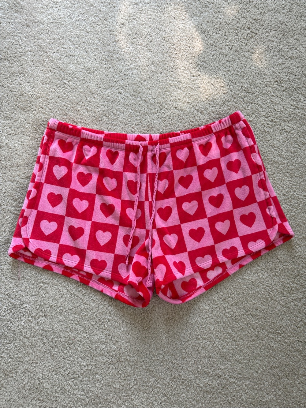 cupcakes & cashmere Pink and Red Heart-Check Sleep Shorts